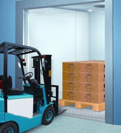 Thang máy tải hàng - Ổn định và khả năng chịu tải cao